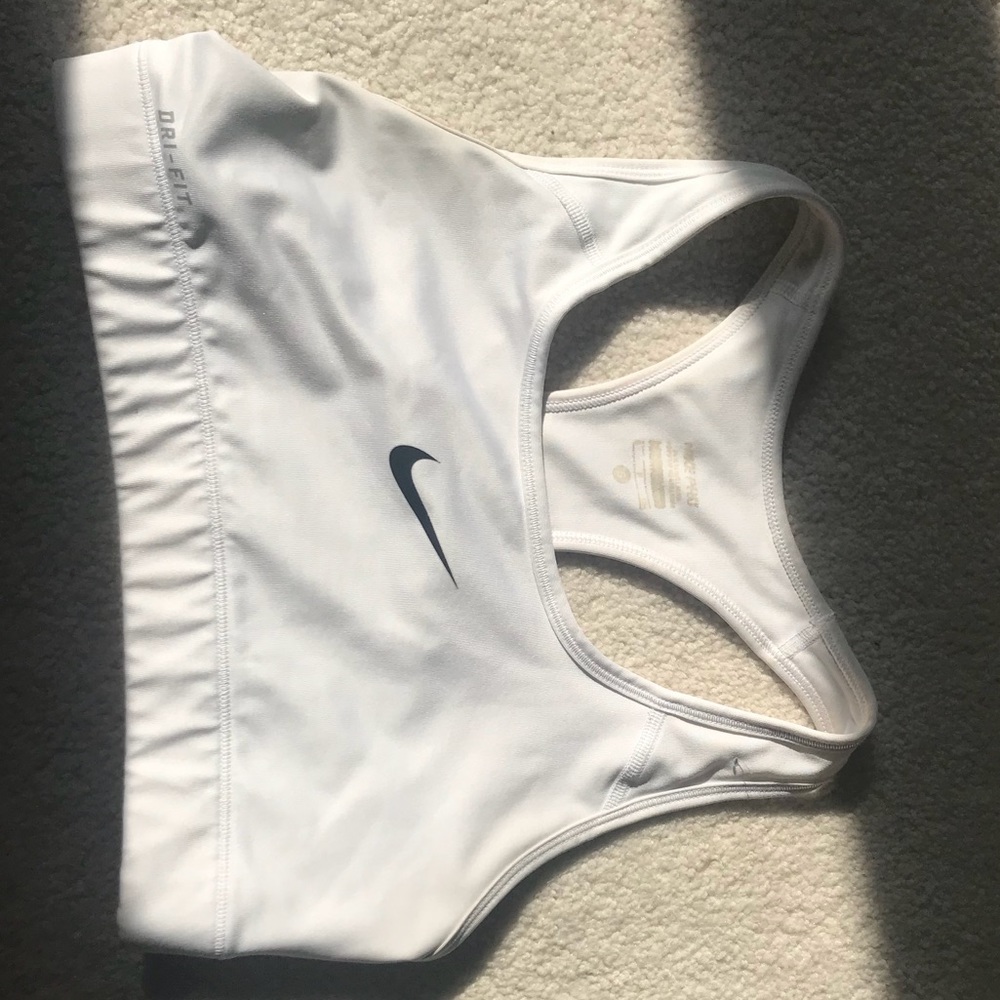 Nike racerback sports bra